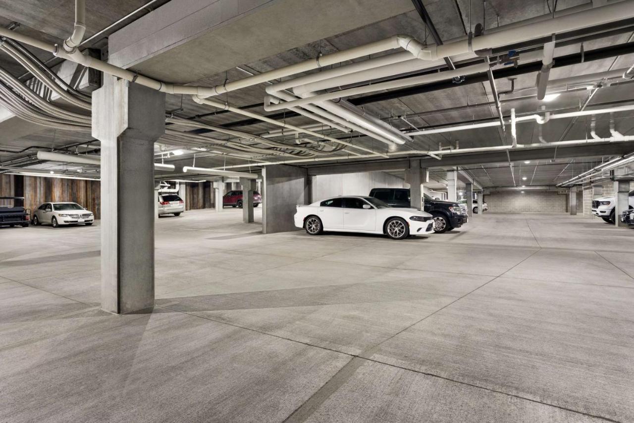 Home2 Suites By Hilton Minneapolis University Area Bagian luar foto