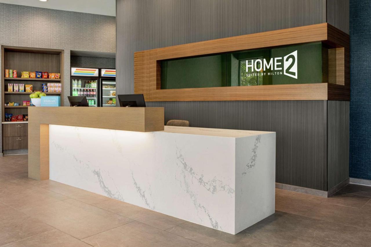 Home2 Suites By Hilton Minneapolis University Area Bagian luar foto