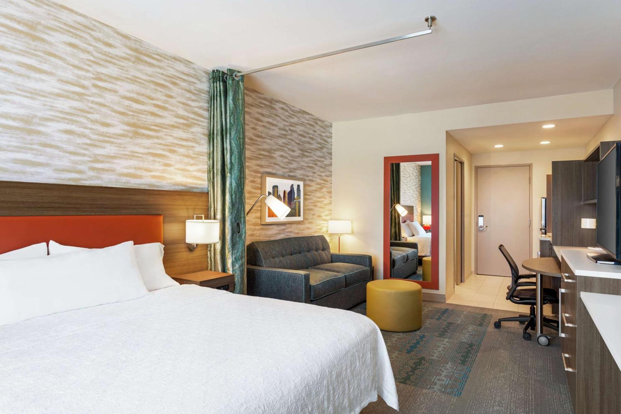 Home2 Suites By Hilton Minneapolis University Area Bagian luar foto